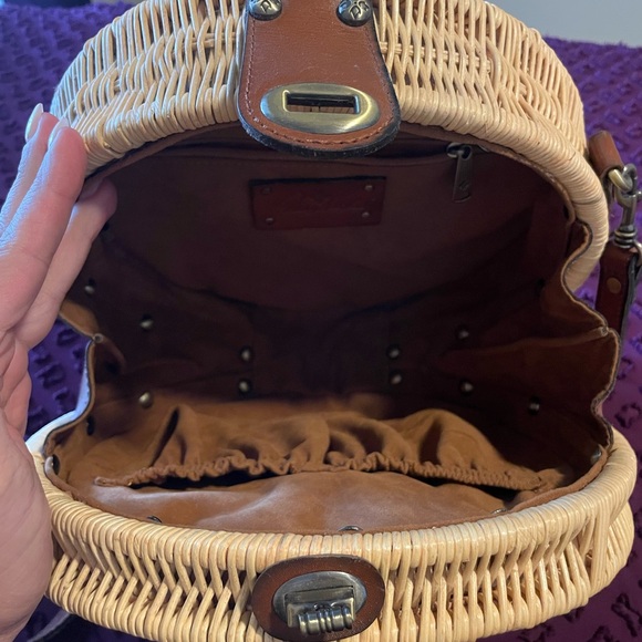 Patricia Nash Round Wood Beaded Rattan Bag - Picture 4 of 8